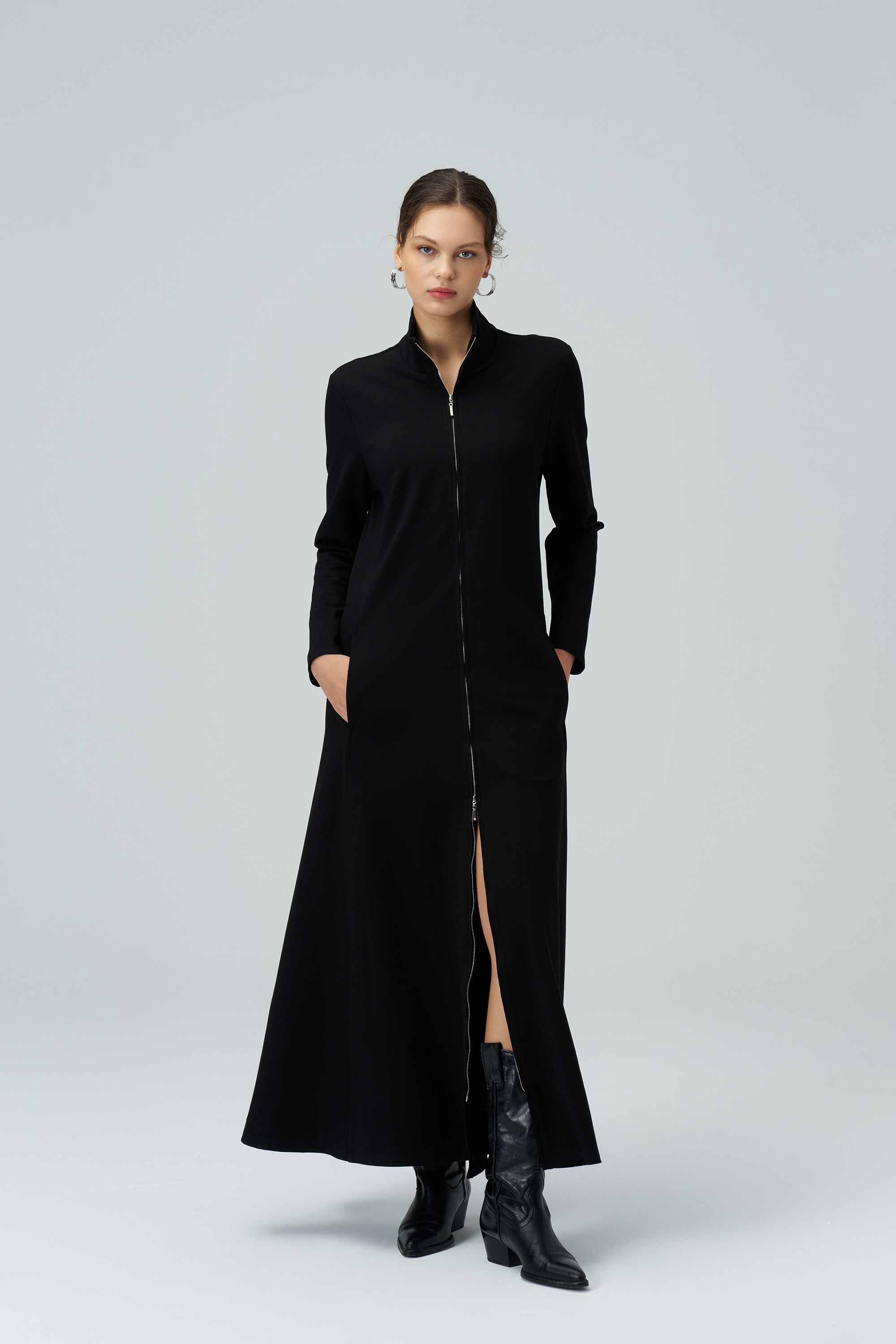 ELISA Zipper Closure Knit Maxi Black Dress