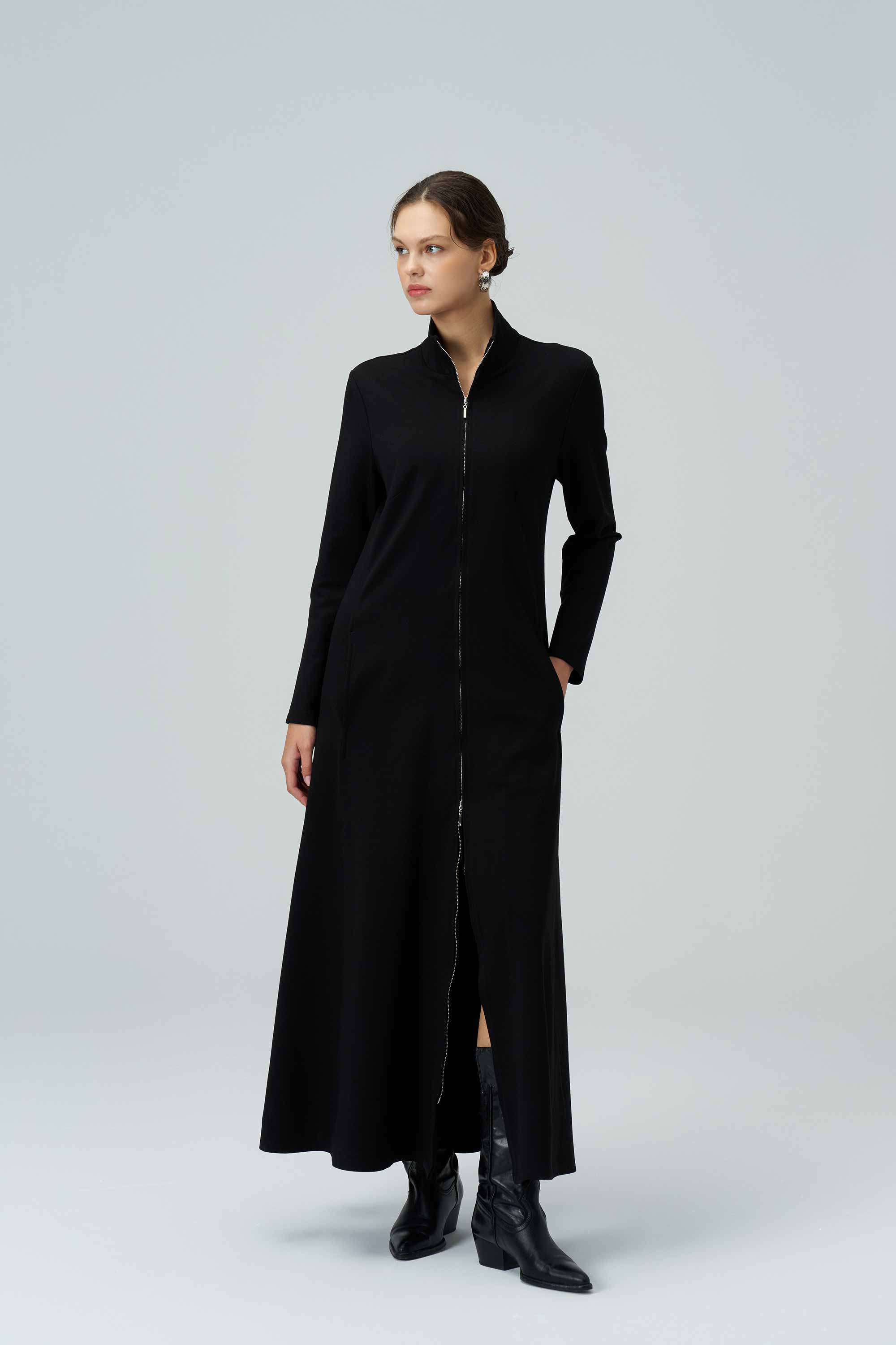 ELISA Zipper Closure Knit Maxi Black Dress