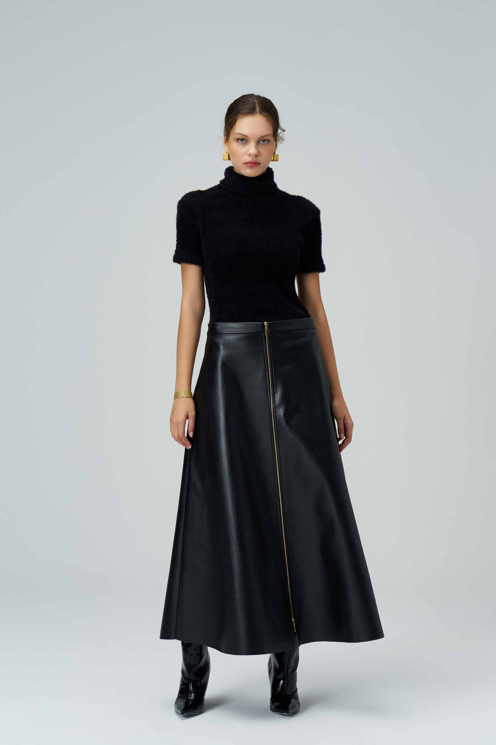 SENNA Zipper Closure Maxi Black Leather Skirt